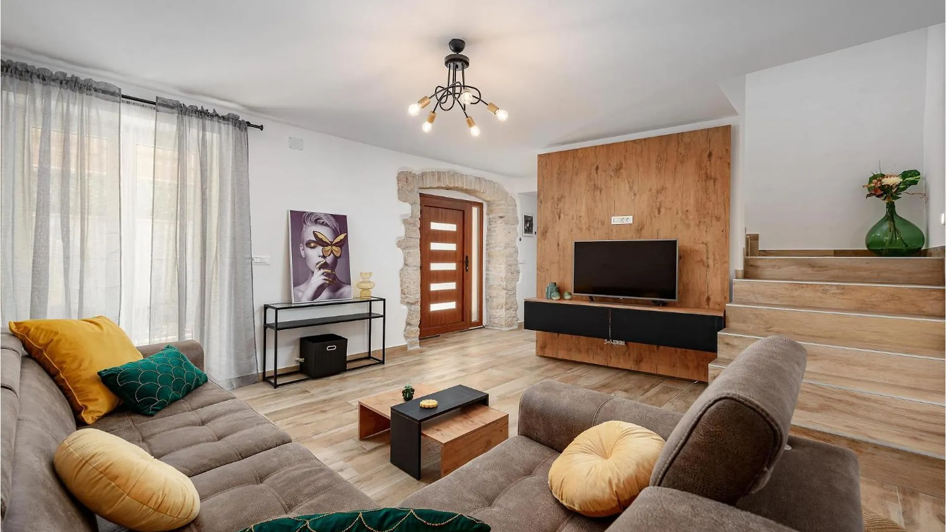 Lovely Home In Svetvincenat With Jacuzzi Semesterbostad