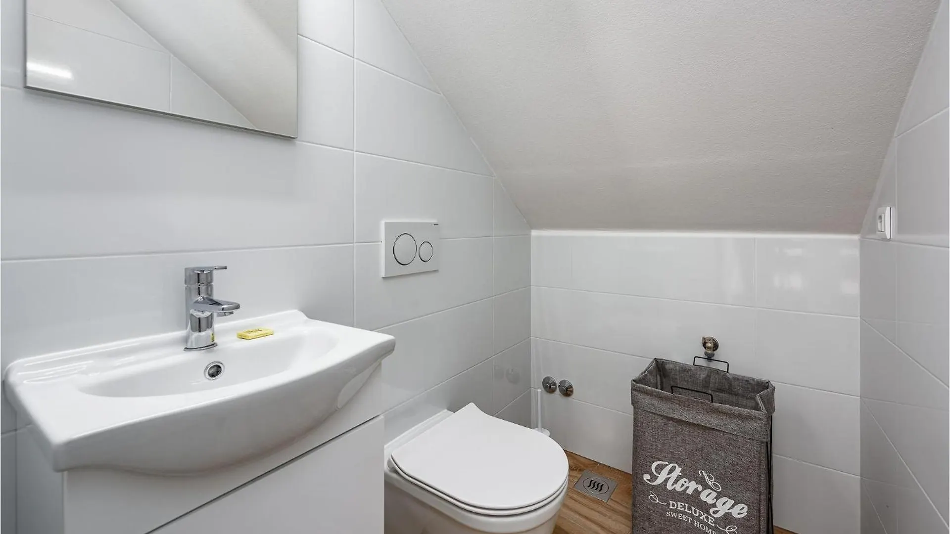 Holiday home Lovely Home In Svetvincenat With Jacuzzi
