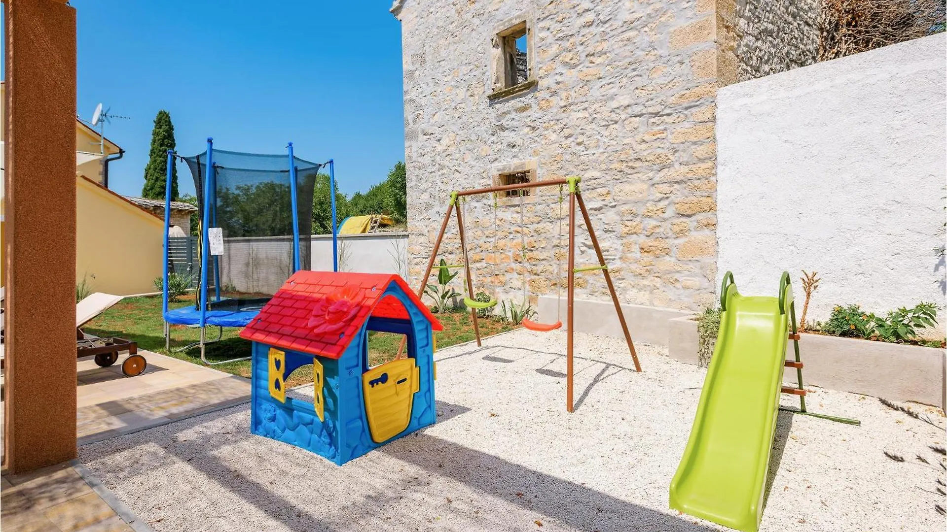 Lovely Home In Svetvincenat With Jacuzzi 0*,  Croatia